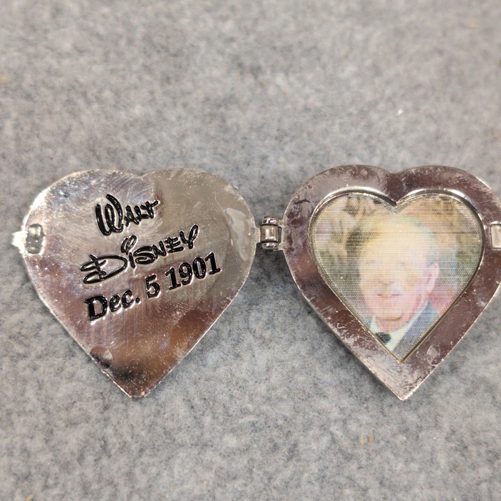 Disney 100th Birthday Walt Disney Heart Locket Pin 77 2001 Silver Tone 1901-2001 - Picture 5 of 6